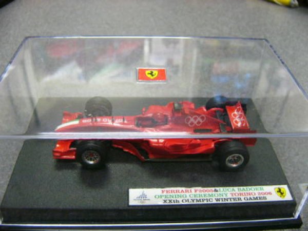 在庫限りSALE F1 Ferrari 2006 トリノオリンピック仕様 - おもちゃ